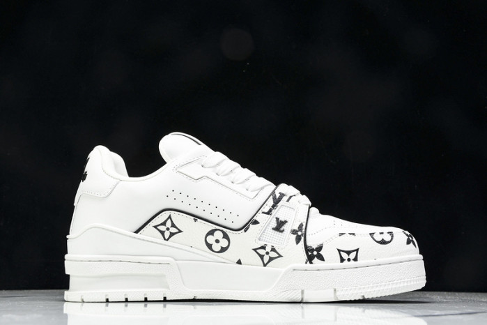 LVT  SNEAKERS   COPSHOE  L&V-trainer 15