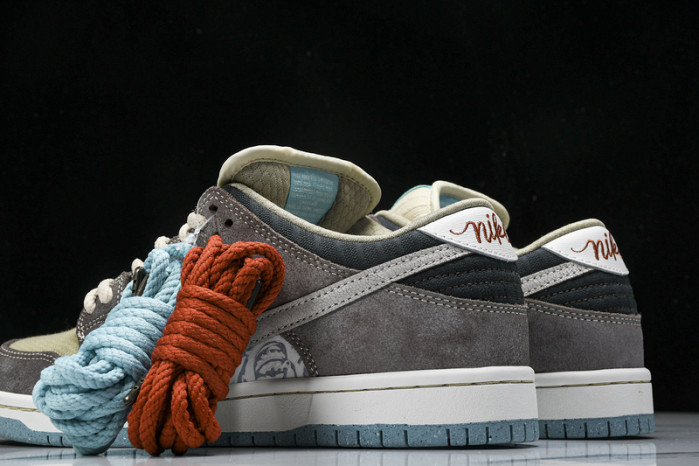Nike SB Dunk Low Big Money Savings FZ3129-200