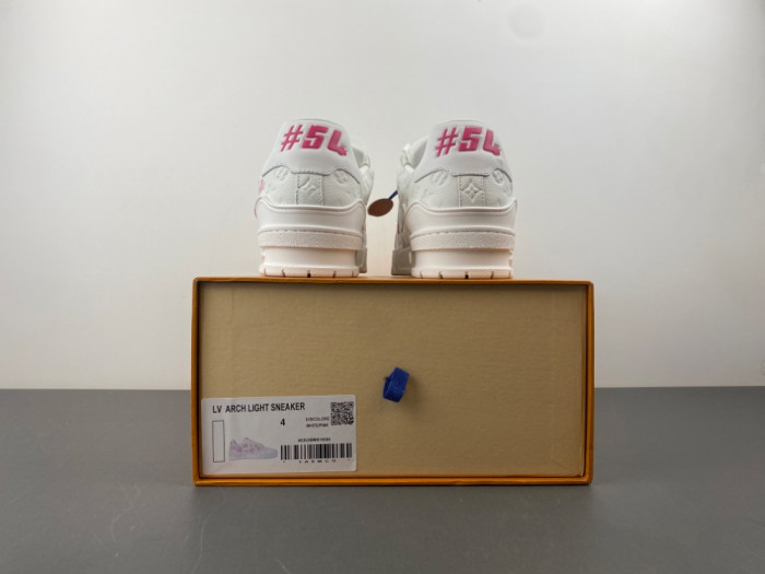 LVT  SNEAKERS   COPSHOE  L&V-trainer 28