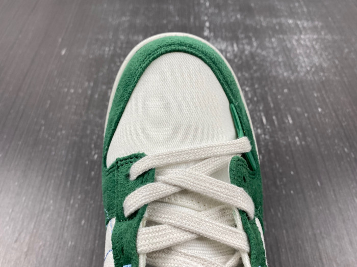 Dunk Low Disrupt 2